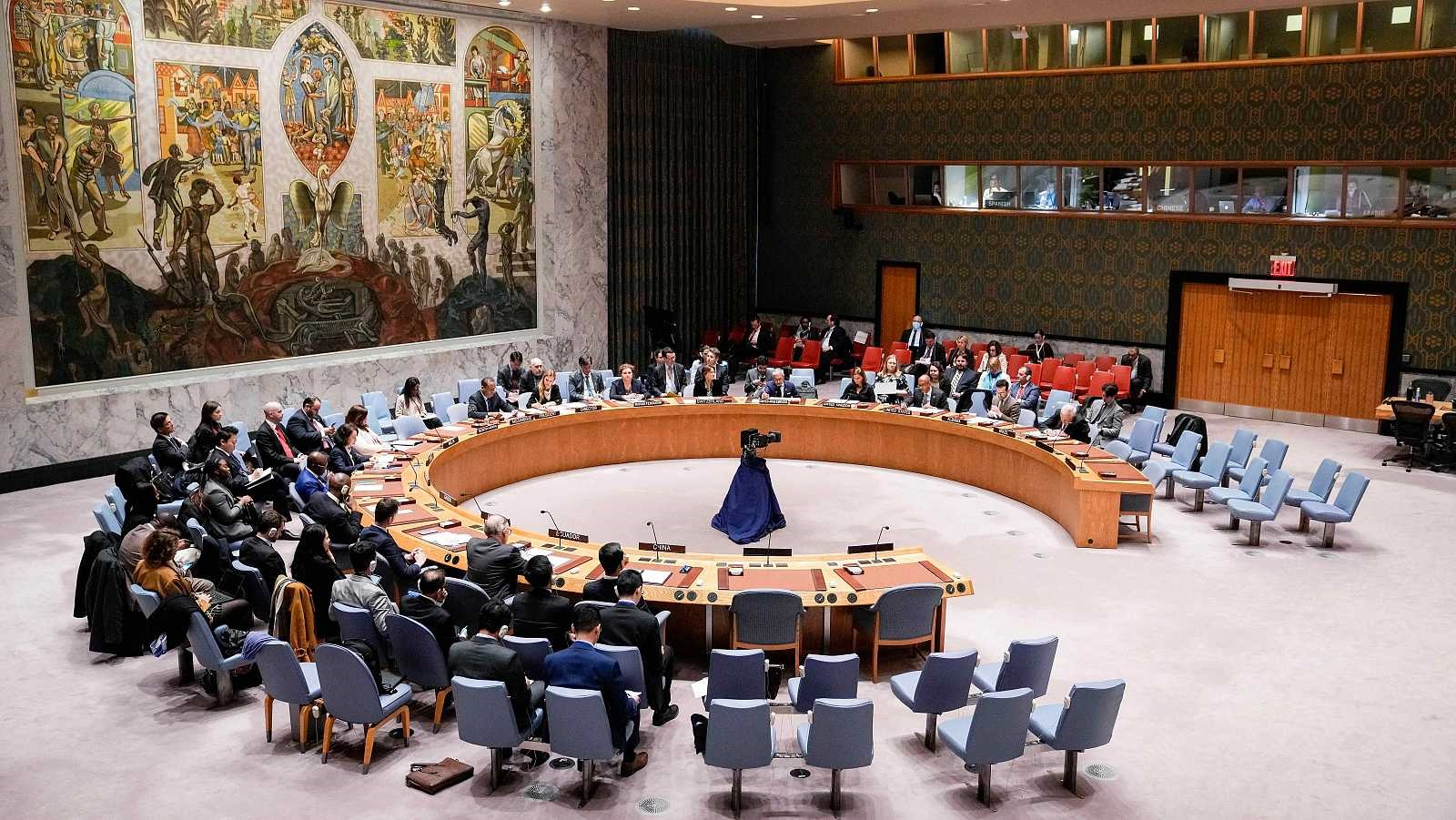 Esto se debe a que el Consejo de Seguridad tiene como responsabilidad principal el mantenimiento de la paz y la seguridad internacionales.